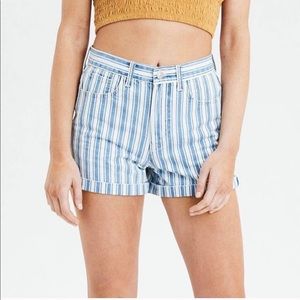 NWT American Eagle High Waisted Mom Short- Blue/White Denim
